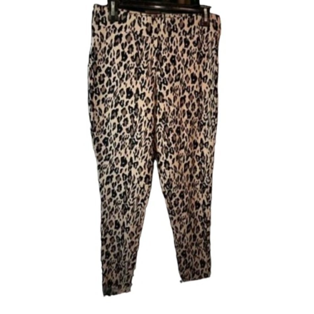 Torrid Women’s Leopard Print Leggings Size 0
